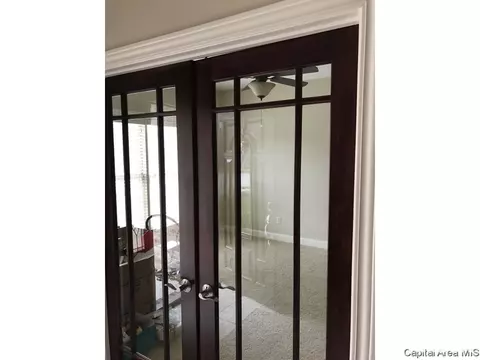 2405 Interlacken, Springfield, IL 62704 photo 2