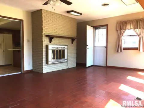 2220 Whitefield, Springfield, IL 62704 photo 8