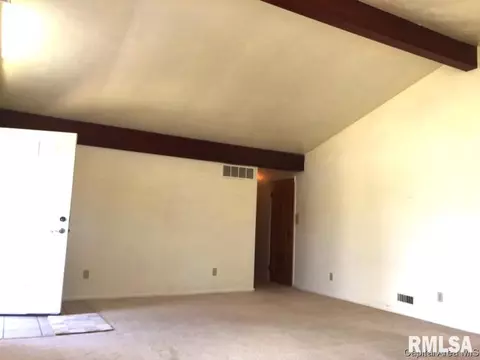 2220 Whitefield, Springfield, IL 62704 photo 6