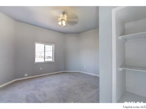 1120 Ridgely Ave, Springfield, IL 62702 photo 12