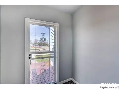 1120 Ridgely Ave, Springfield, IL 62702 photo 14
