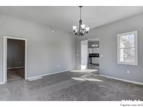1120 Ridgely Ave, Springfield, IL 62702 photo 8