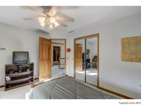 513 Colbrook, Springfield, IL 62702 photo 26