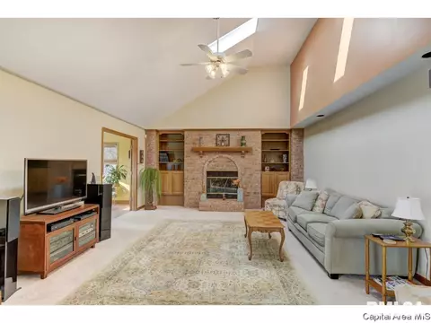 513 Colbrook, Springfield, IL 62702 photo 13