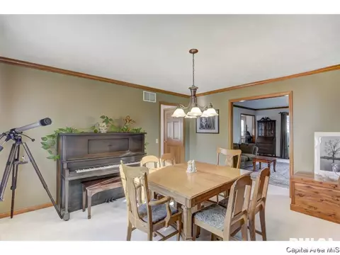 513 Colbrook, Springfield, IL 62702 photo 8