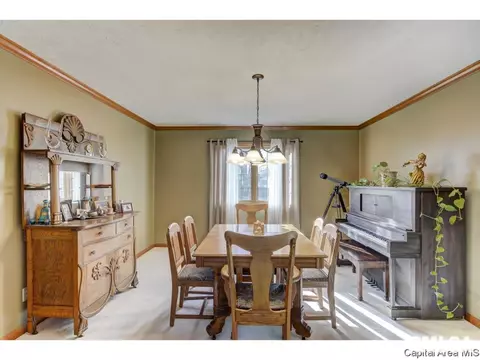 513 Colbrook, Springfield, IL 62702 photo 9