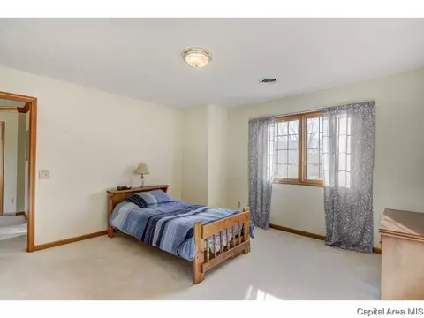 513 Colbrook, Springfield, IL 62702 photo 23