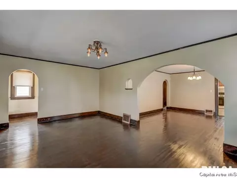 1829 S State St, Springfield, IL 62704 photo 10