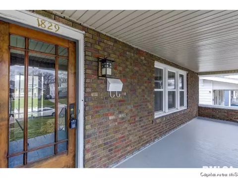 1829 S State St, Springfield, IL 62704 photo 5
