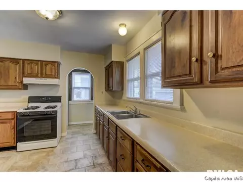 1829 S State St, Springfield, IL 62704 photo 16