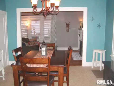 708 W Vine St, Springfield, IL 62704 photo 5