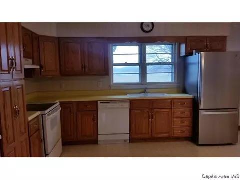 37 Horseshoe Dr, Springfield, IL 62702 photo 17