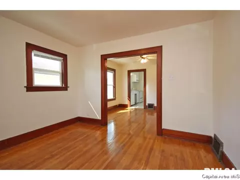 2125 S Lowell Ave, Springfield, IL 62704 photo 6