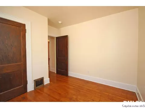 2125 S Lowell Ave, Springfield, IL 62704 photo 19