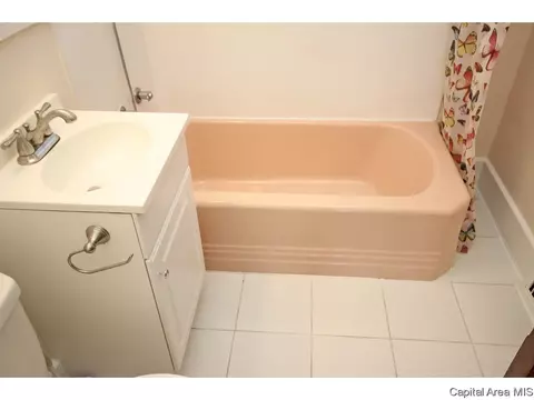 2125 S Lowell Ave, Springfield, IL 62704 photo 24