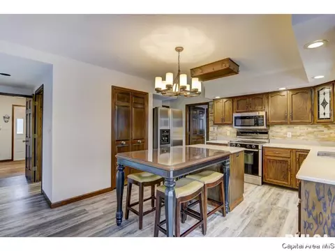 3608 Bounty Cir, Springfield, IL 62711 photo 2