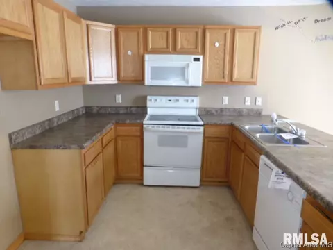 1300 E Jackson St, Springfield, IL 62703 photo 7