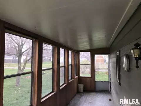 1711 E Watch Ave, Springfield, IL 62702 photo 10