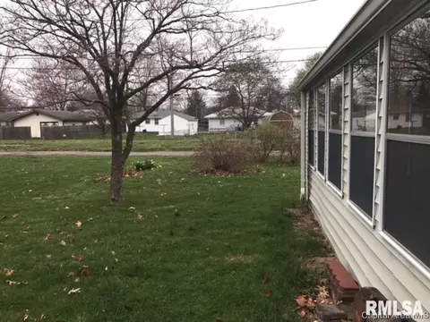 1711 E Watch Ave, Springfield, IL 62702 photo 11