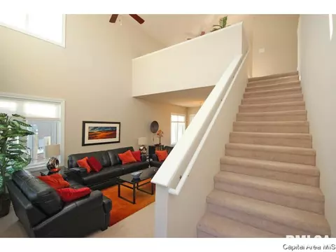 9 Waters Edge Blvd #12, Springfield, IL 62712 photo 2