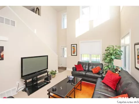 9 Waters Edge Blvd #12, Springfield, IL 62712 photo 4