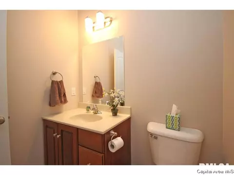 9 Waters Edge Blvd #12, Springfield, IL 62712 photo 12