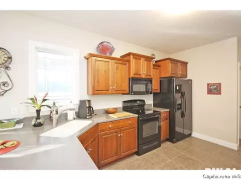 9 Waters Edge Blvd #12, Springfield, IL 62712 photo 10