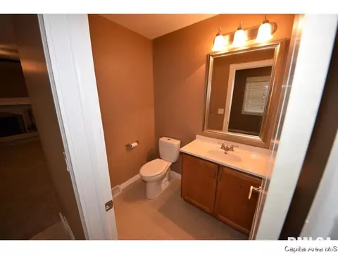 100 Cartwright, Springfield, IL 62704 photo 12