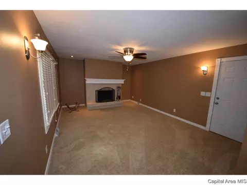 100 Cartwright, Springfield, IL 62704 photo 7