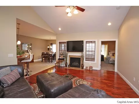 4890 Leah, Springfield, IL 62711 photo 3