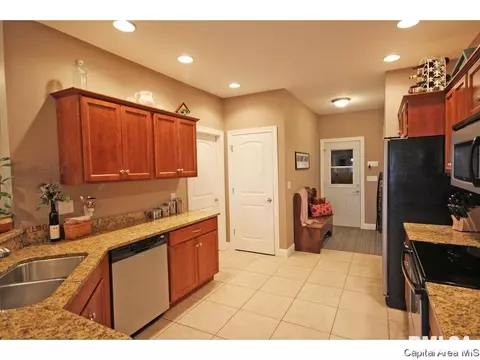 4890 Leah, Springfield, IL 62711 photo 6