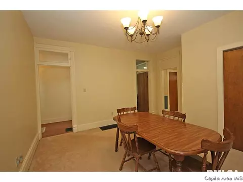 1315 N 4th, Springfield, IL 62702 photo 5
