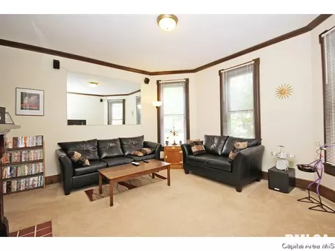 1315 N 4th, Springfield, IL 62702 photo 2