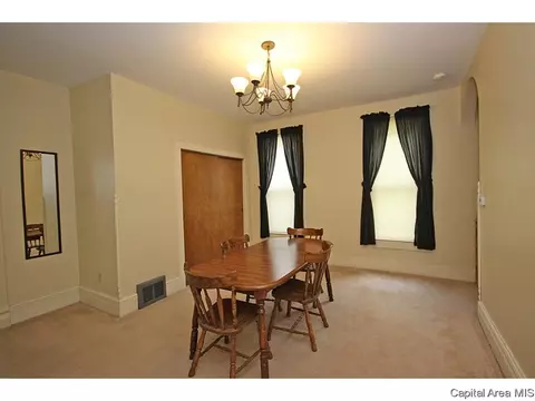 1315 N 4th, Springfield, IL 62702 photo 7