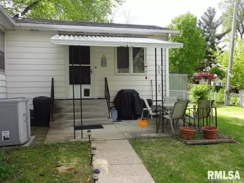37 Circle Dr, Springfield, IL 62703 photo 3