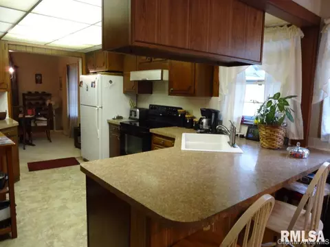 37 Circle Dr, Springfield, IL 62703 photo 6