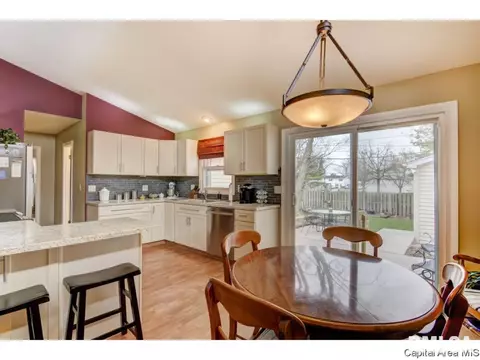 2321 Makemie, Springfield, IL 62704 photo 5