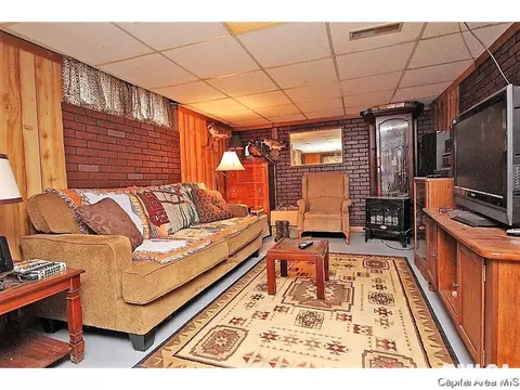 2320 S 10th St, Springfield, IL 62703 photo 29