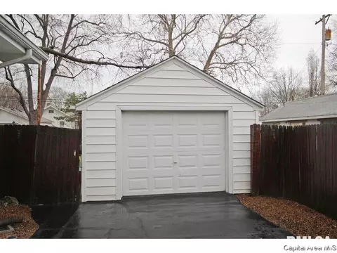 2320 S 10th St, Springfield, IL 62703 photo 35