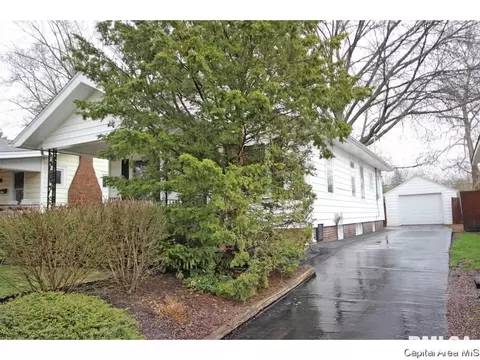 2320 S 10th St, Springfield, IL 62703 photo 4