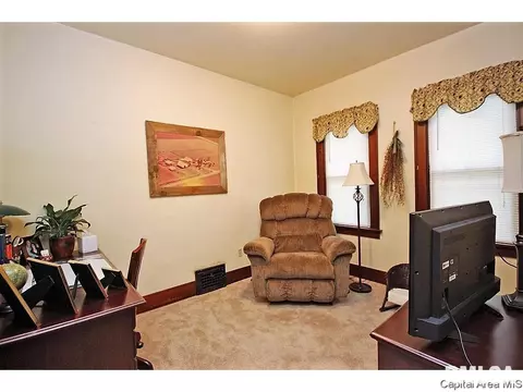 2320 S 10th St, Springfield, IL 62703 photo 28