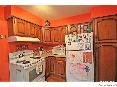 2320 S 10th St, Springfield, IL 62703 photo 13