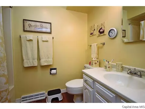2320 S 10th St, Springfield, IL 62703 photo 24
