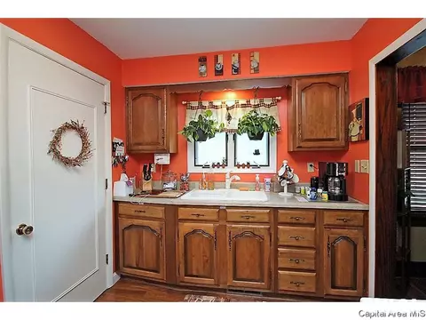 2320 S 10th St, Springfield, IL 62703 photo 12