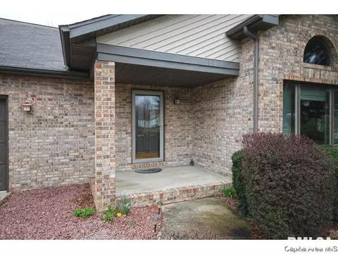 6516 Brent Dr, Springfield, IL 62712 photo 2