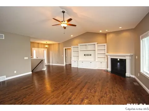 4412 Sawgrass Dr, Springfield, IL 62711 photo 4