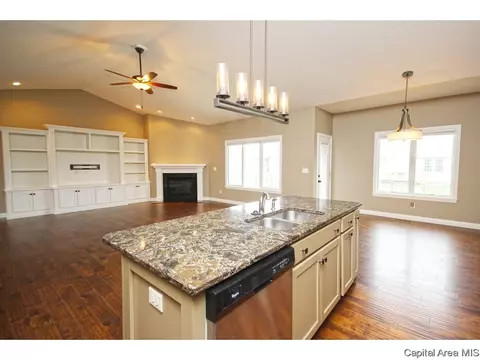 4412 Sawgrass Dr, Springfield, IL 62711 photo 12
