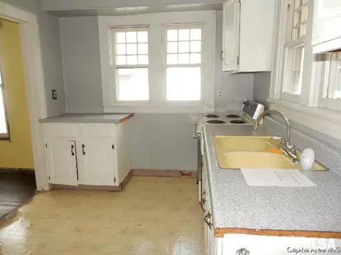 2132 S Holmes Ave, Springfield, IL 62704 photo 4