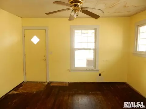2132 S Holmes Ave, Springfield, IL 62704 photo 2