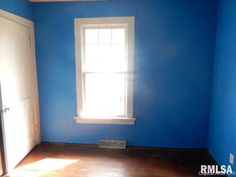 2132 S Holmes Ave, Springfield, IL 62704 photo 6